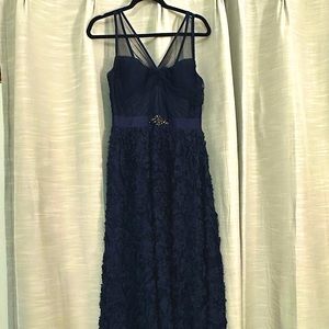 Used once, Adrianna Papell Navy Gown size 6